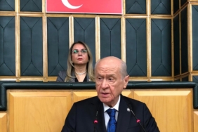 BAHCELI-DUNYA-ABD-DAYATMASINA-KARSI-AY_1100356_326661.jpg