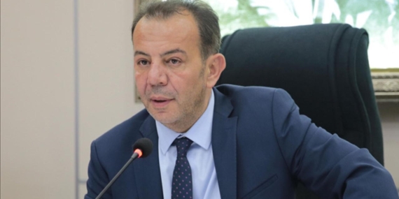 tanju-ozcan-2083488.jpg