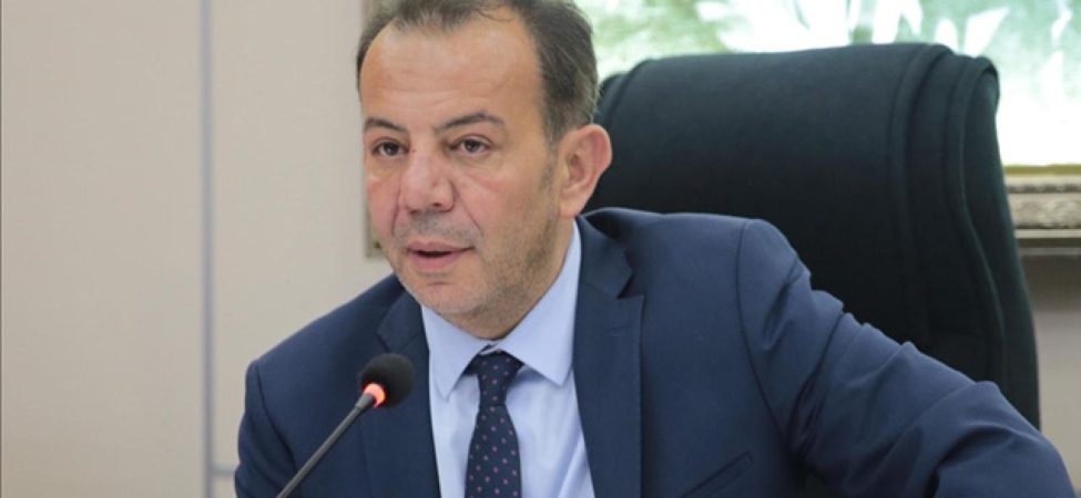 tanju-ozcan-2083488.jpg
