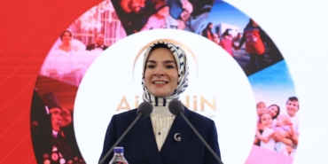 BAKAN-GOKTAS-MOBIL-SOSYAL-HIZMET-MERKEZ_997860_296035.jpg