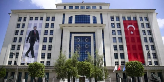 AKP-1.jpg