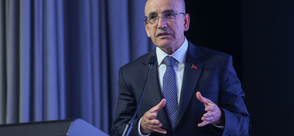 BAKAN-SIMSEK-TURKIYEYE-GELIN-VE-YATIRI_1345081_399477-1-scaled.jpg