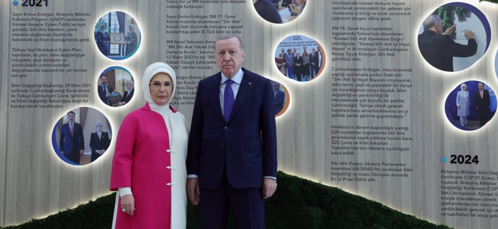 EMINE-ERDOGANDAN-16.-BUYUKELCILER-KONFE_1066470_316473.jpg